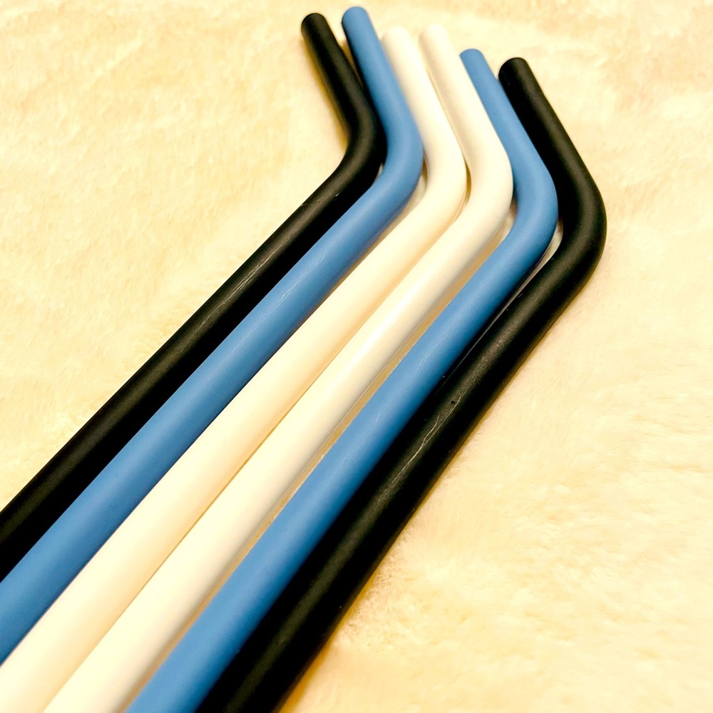 Reusable Silicone Straws 6 total, Brand New!